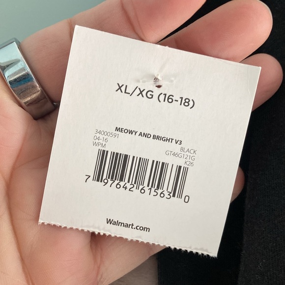 Meows Christmas cat Tshirt - Picture 4 of 9